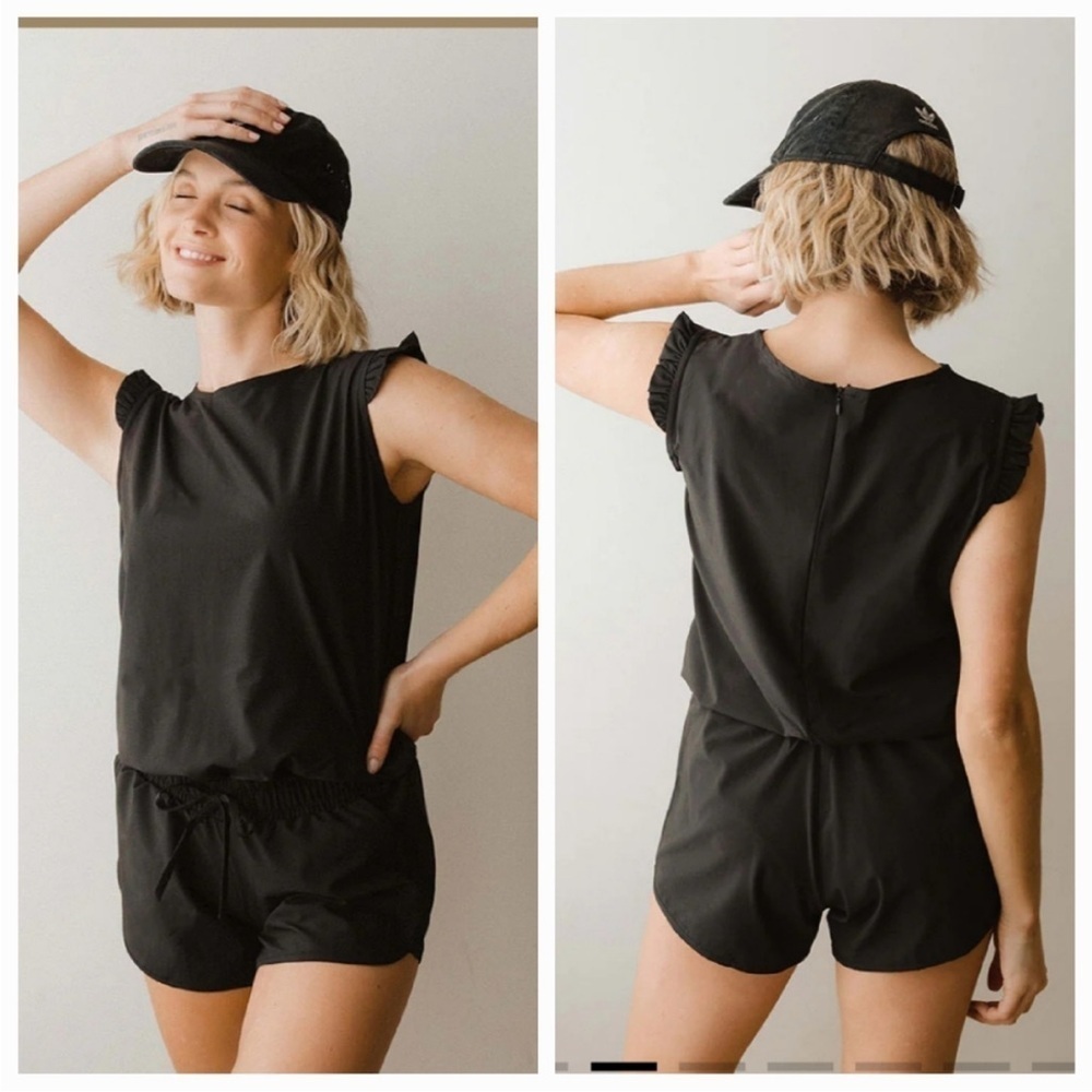 ALBION Black Sleeveless Romper XL